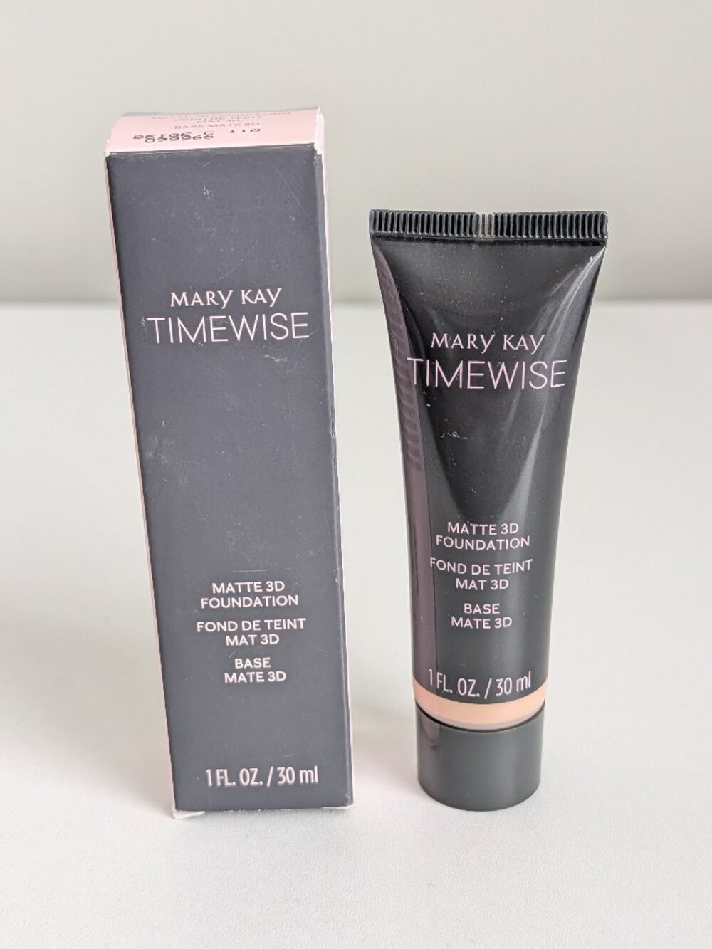 Mary Kay Timewise Matte 3D Foundation Beige C 110 099966 New with Box